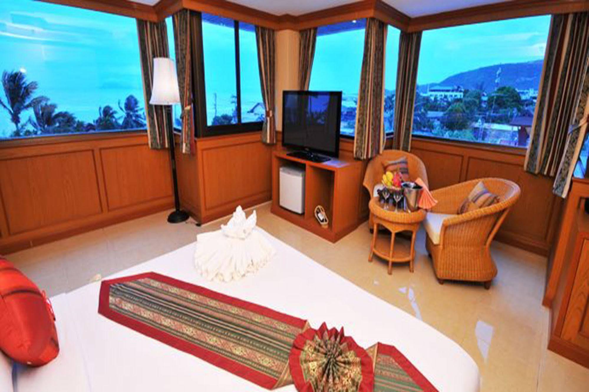 Grand Sea View Beach Resotel Lipa Noi Esterno foto