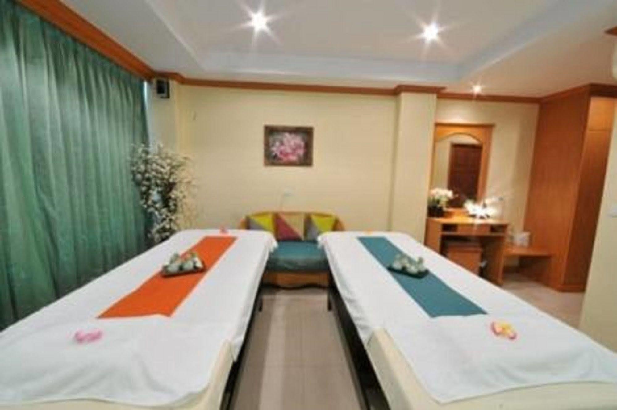 Grand Sea View Beach Resotel Lipa Noi Esterno foto